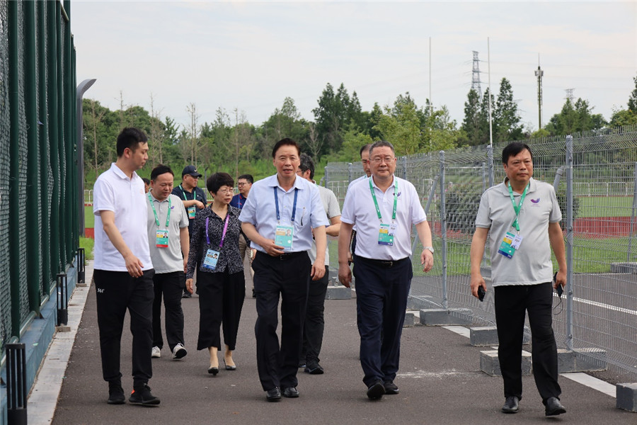 中国奥委会副主席杨树安一行调研成人导航 中国奥委会副主席杨树安一行调研成人导航