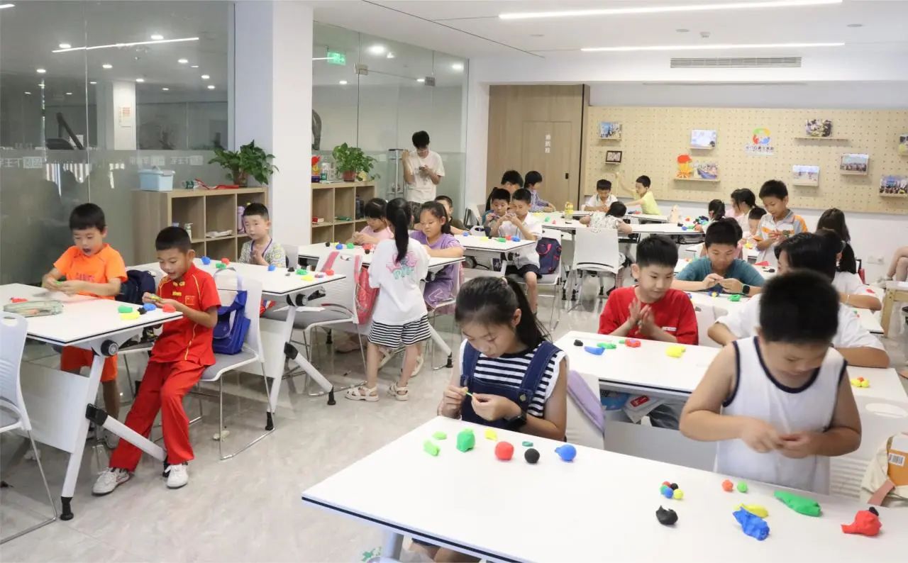 53a04846d48164e18226cc07b14992b7.jpg 寻梦陶野,启共富新程,初阳青年绘蓝图