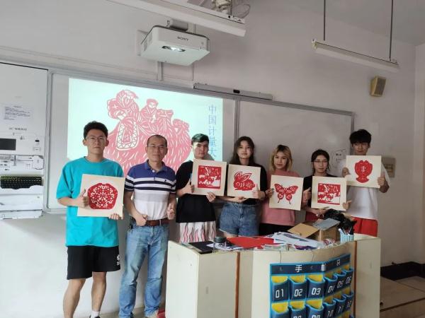 攀树、舞狮、做奶茶……“浙”些大学宝藏课程,太有意思了! 攀树、舞狮、做奶茶……“浙”些大学宝藏课程,太有意思了!